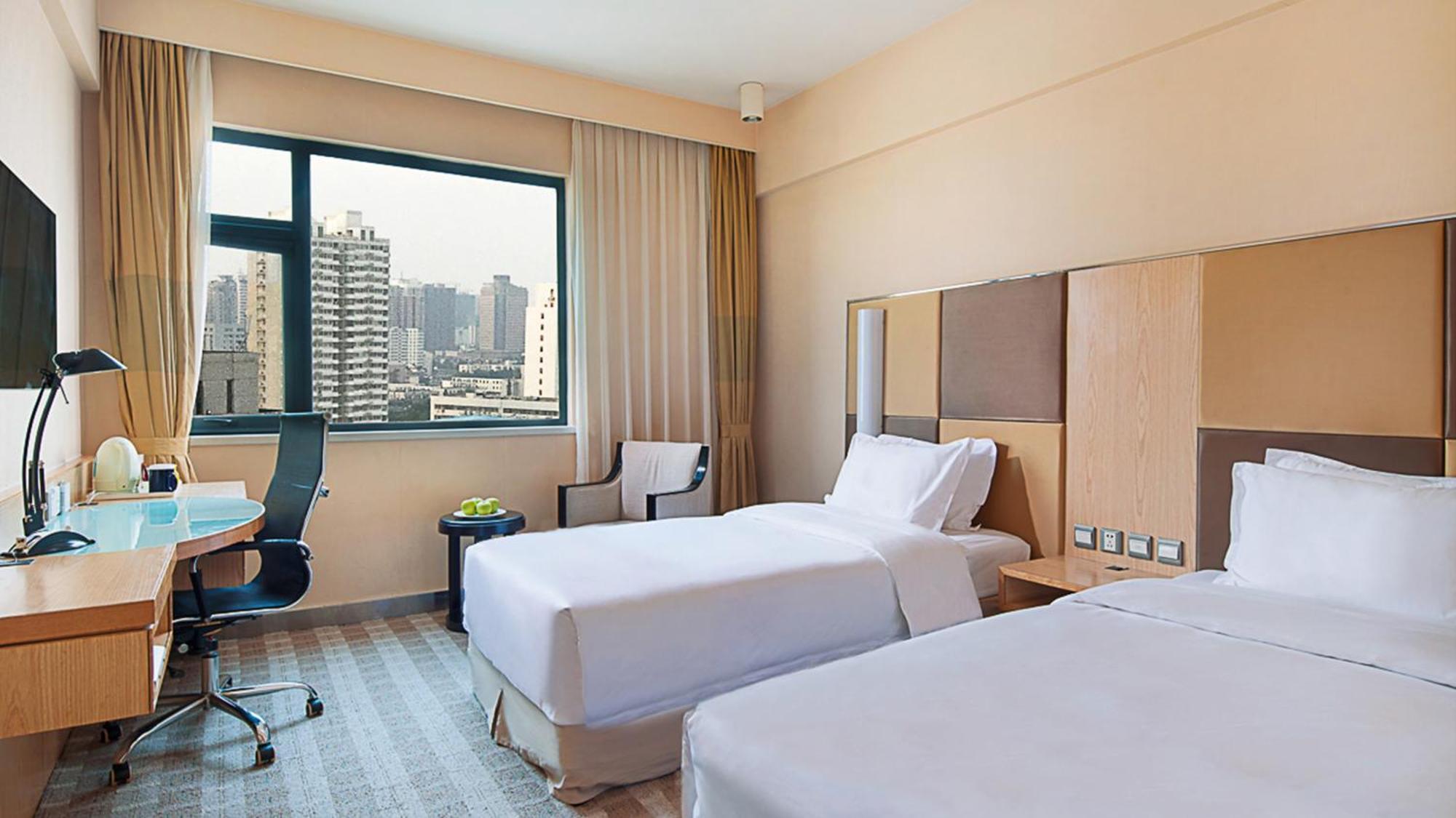 Holiday Inn Express Zhengzhou Zhongzhou By Ihg Exterior photo
